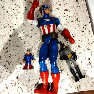 3/$20 Euc kids action figure lot